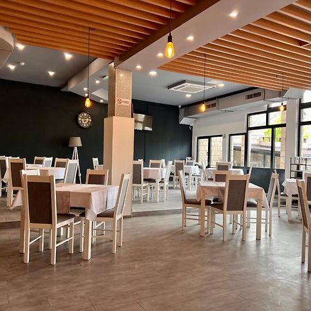 מוסטר Hotel Nur מראה חיצוני תמונה