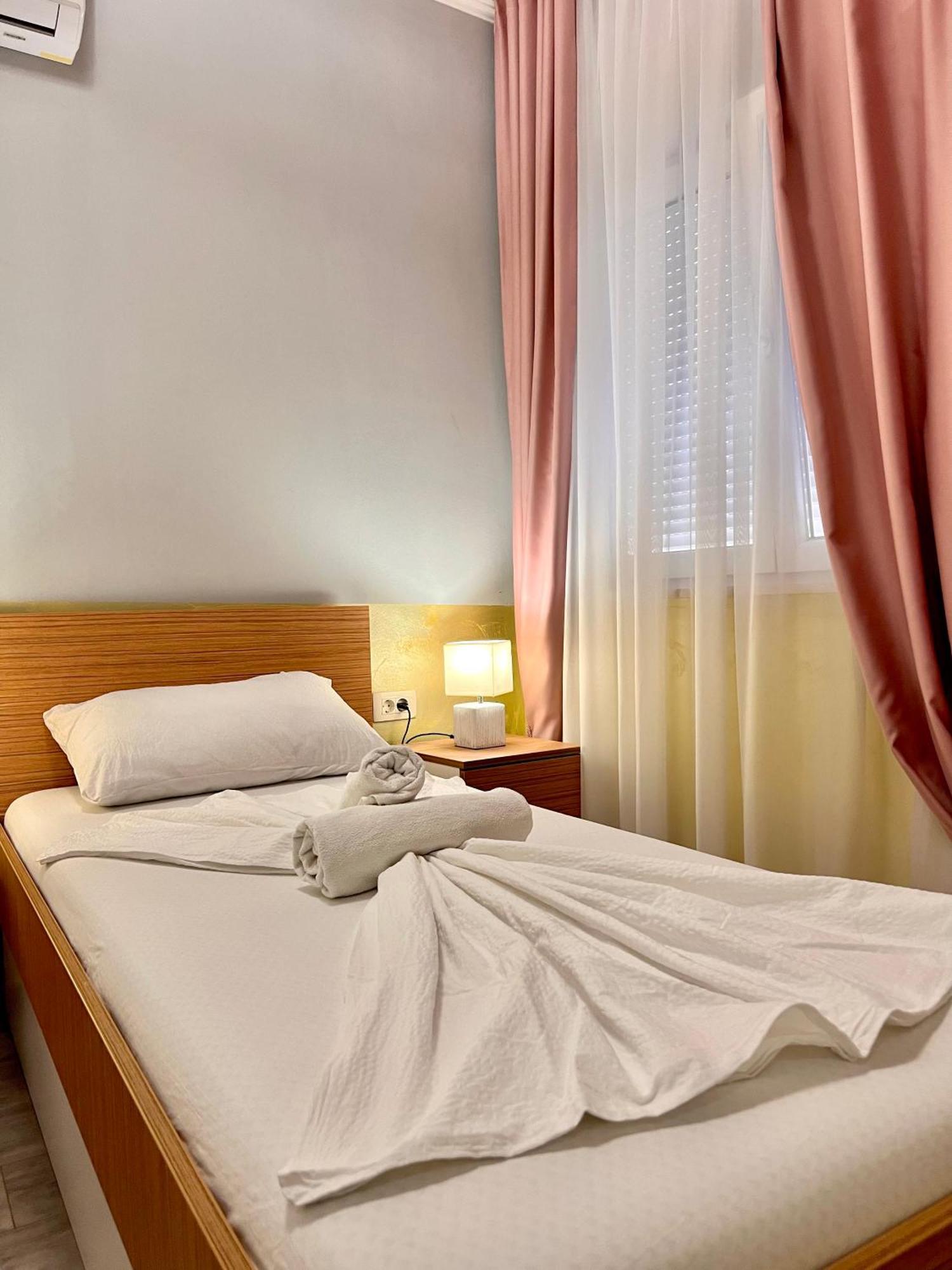 מוסטר Hotel Nur מראה חיצוני תמונה