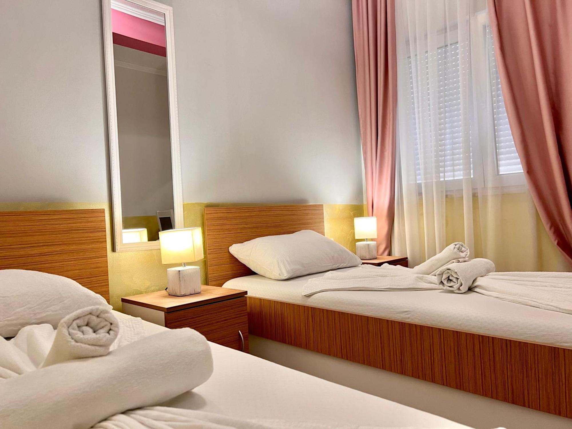 מוסטר Hotel Nur מראה חיצוני תמונה