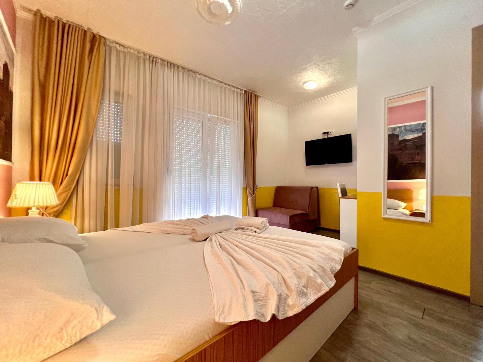 מוסטר Hotel Nur מראה חיצוני תמונה